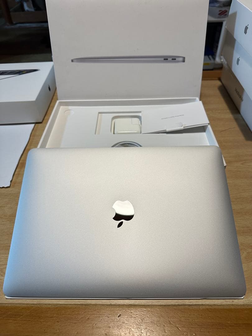 【2025最新os搭載】美品MacBook Air