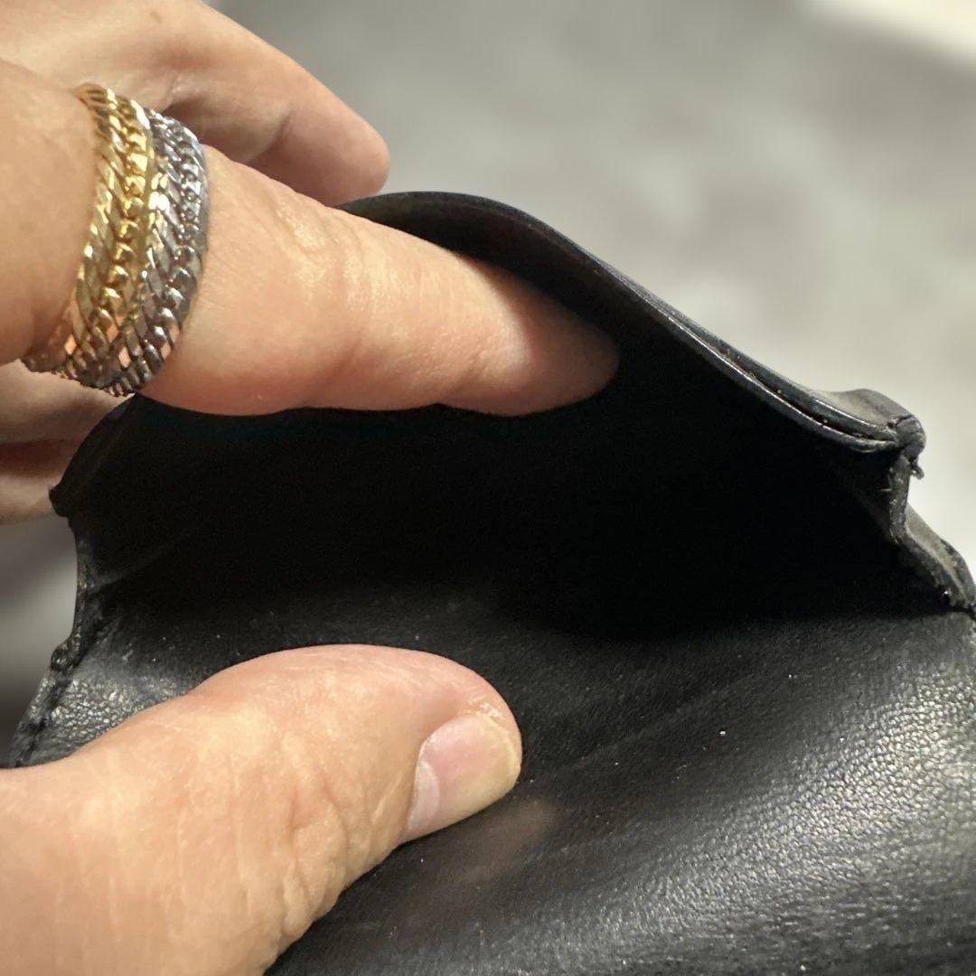 エルメス　べアン黒 レザー 名刺入れ 二つ折り式　値引きOK