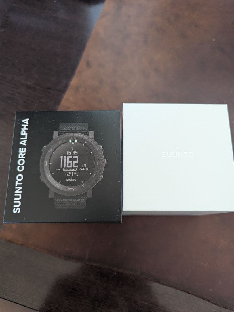 SUUNTO CORE ALPHA Stealth　スントコアアルファ