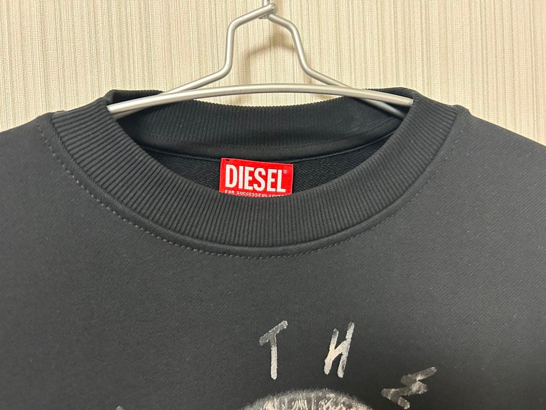 DIESELアイプリント ブラックメンズ スウェット プルオーバー プリント