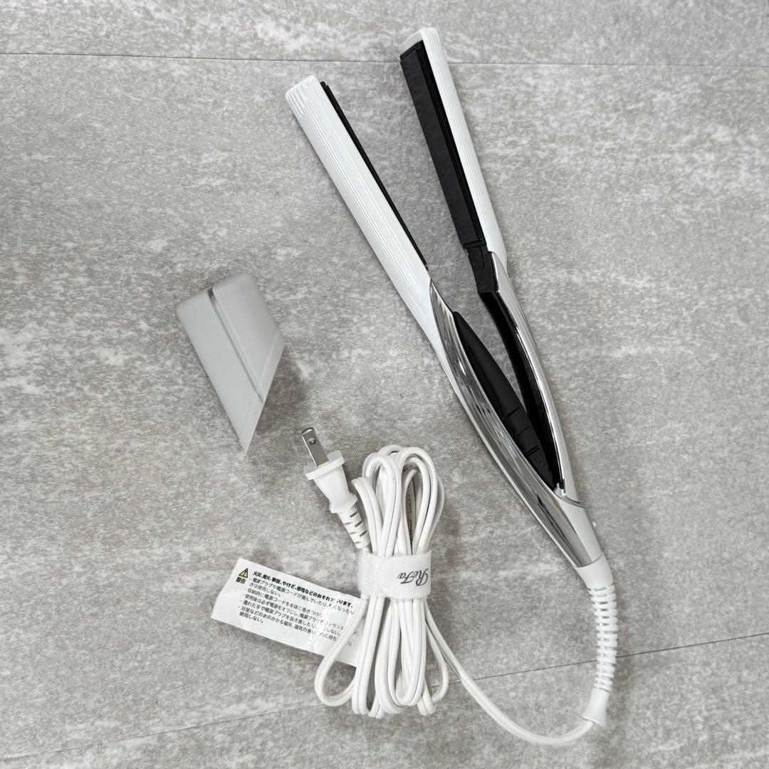 みかん様 ReFaビューテック ストレートアイロン RE-AC02A