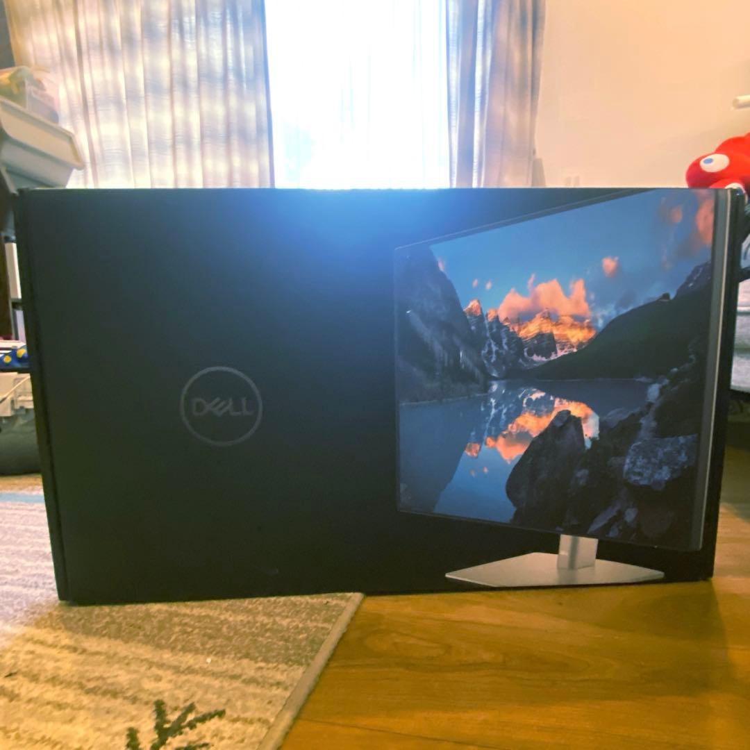 DELL U2421E 24.1インチ IPSパネル　USB Type-Cハブ付