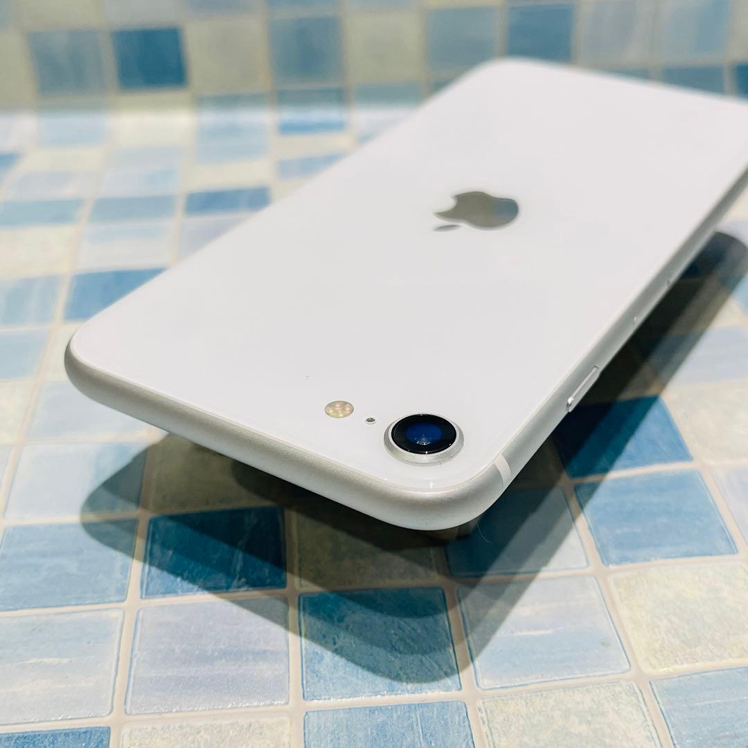 SIMフリー iPhoneSE2 64GB ホワイト バッテリー新品
