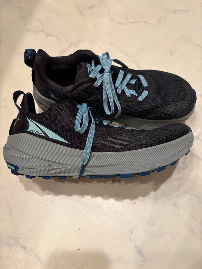 アルトラ エクスペリエンスワイルド　レディース24cm トレラン