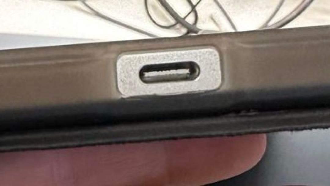 【3連休限定】iPad 第10世代 64GB シルバー 美品／ケース付 即購入可