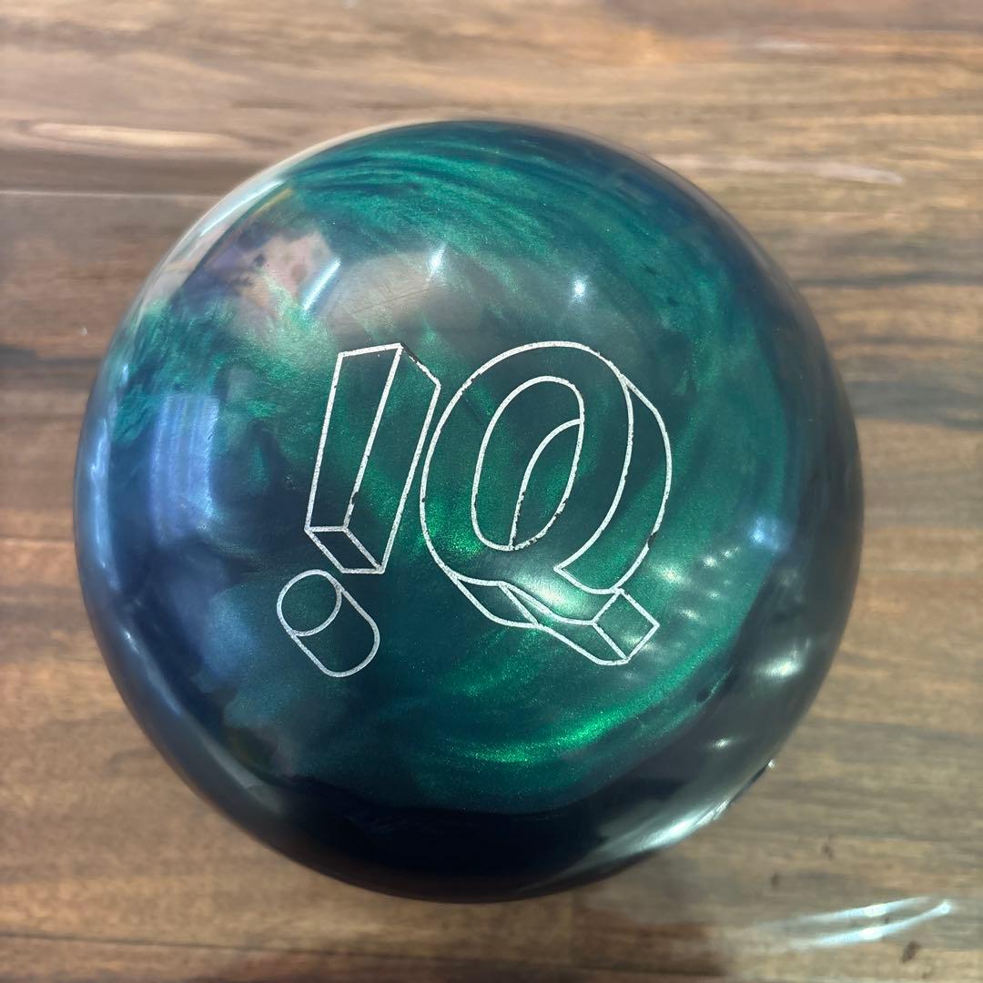 STORM iQ ツアーAIボウリングボール 15ポンド