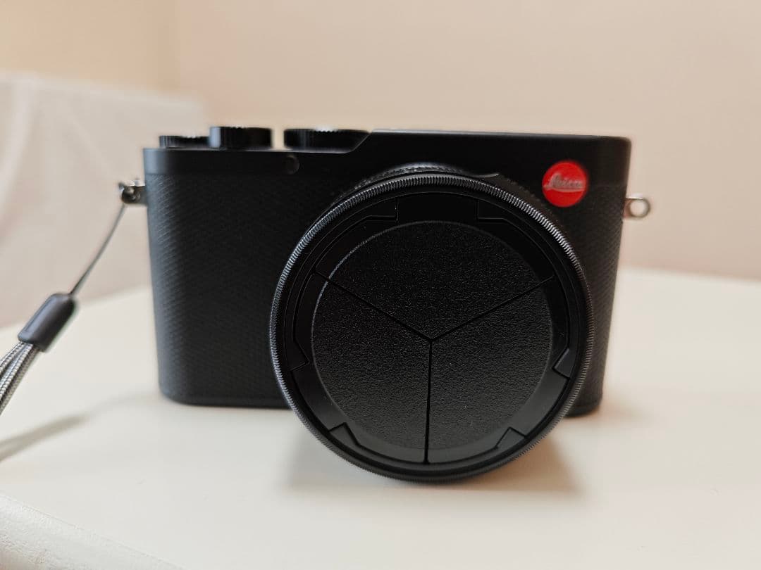 LEICA D-LUX 8 コンパクトデジタルカメラ