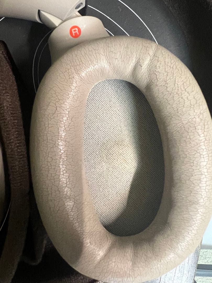 ソニー　ワイヤレス　ヘッドホン　ノイズキャンセリング