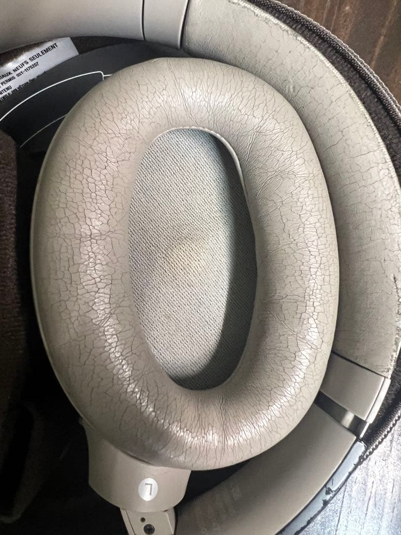 ソニー　ワイヤレス　ヘッドホン　ノイズキャンセリング