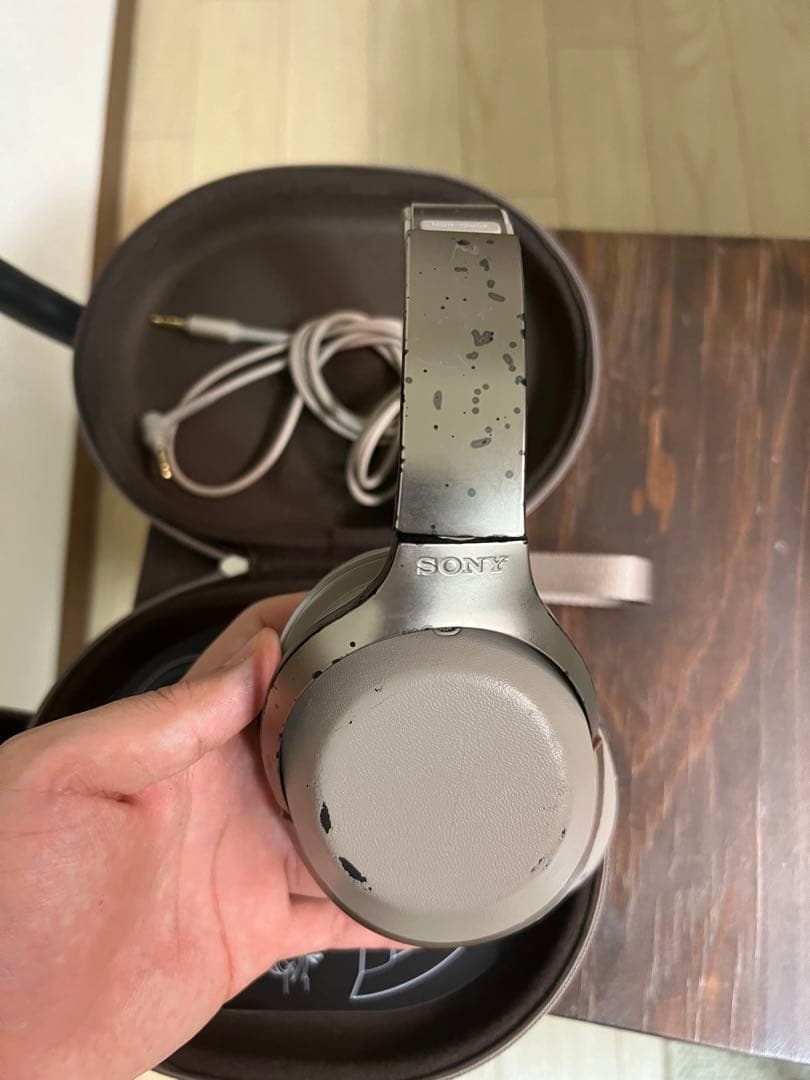 ソニー　ワイヤレス　ヘッドホン　ノイズキャンセリング