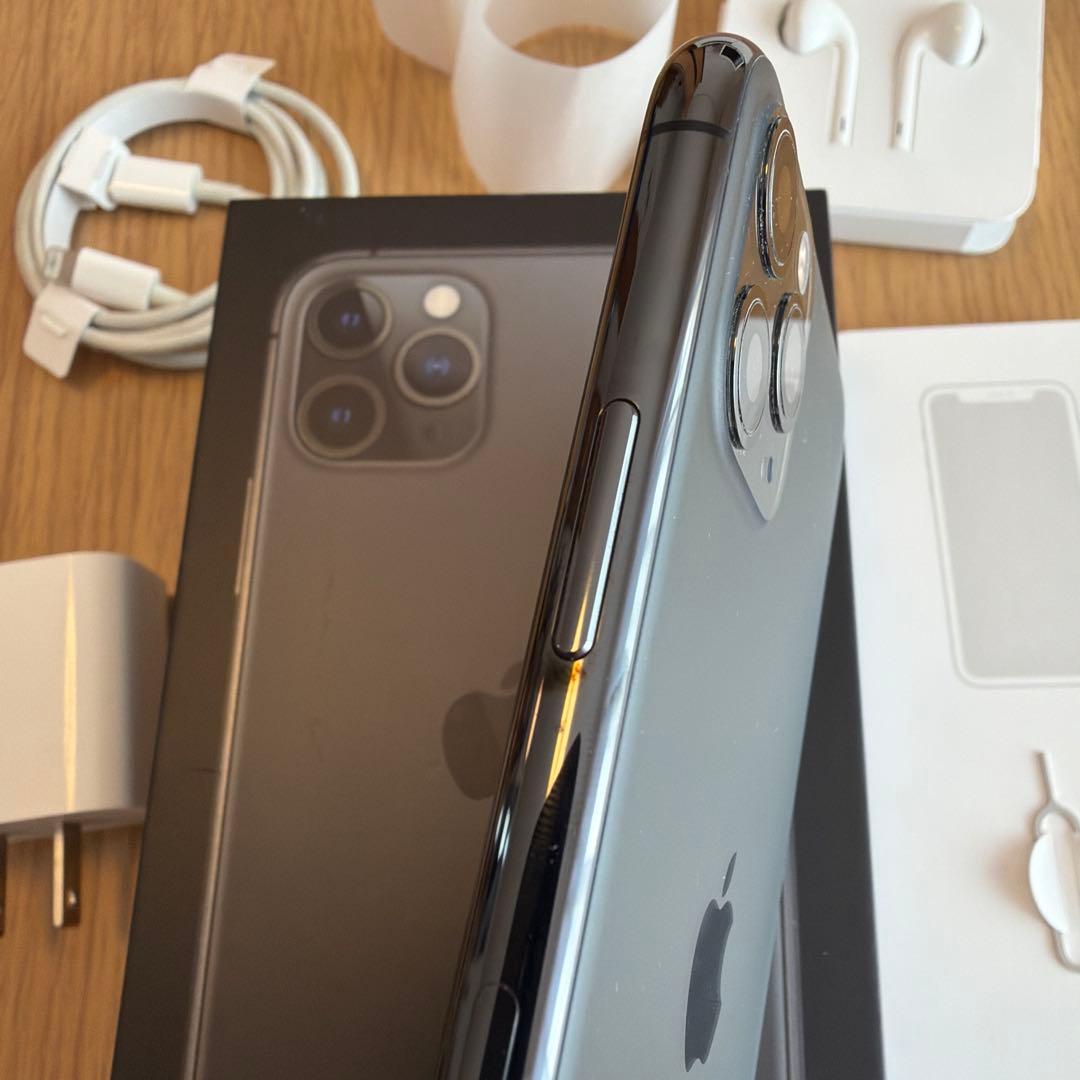 iPhone 11 Pro 256GB SIMフリー スペースグレイ