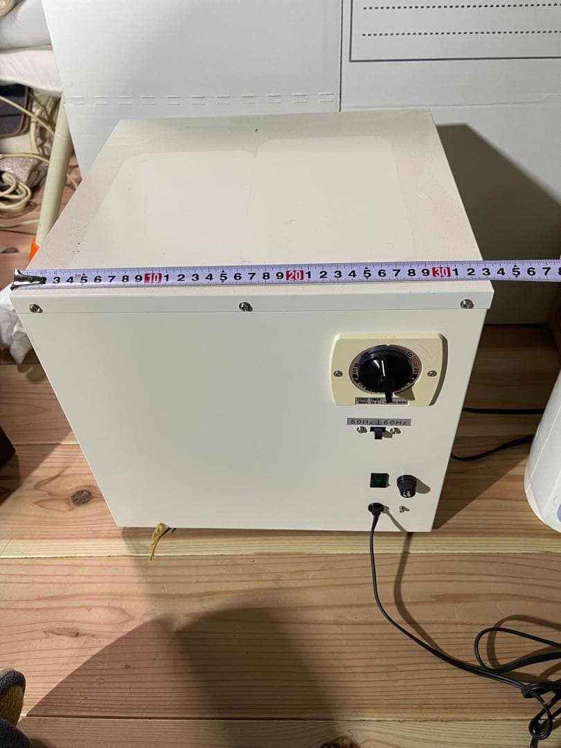 歯ブラシ紫外線殺菌乾燥保管庫