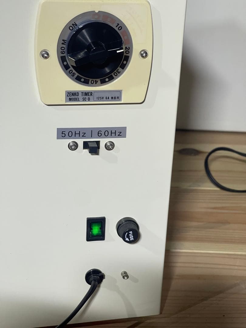 歯ブラシ紫外線殺菌乾燥保管庫