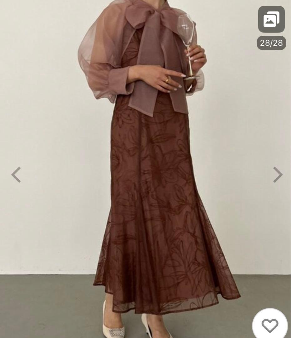 フローラル刺繍ブラウンマキシドレス