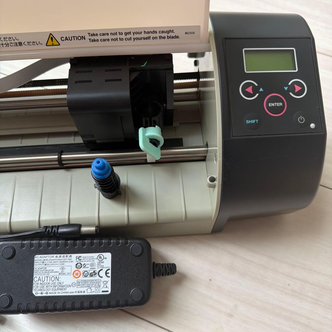 Craft ROBO cc330-20 カッティングマシン 本体