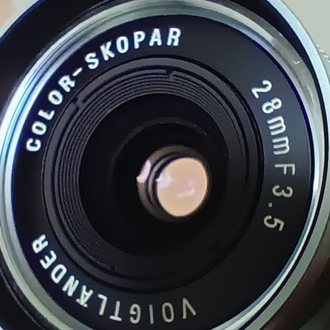Voigtländer Color-Skopar 28mm f/3.5