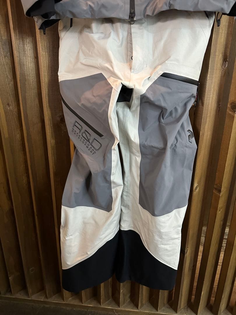 ピークパフォーマンスPeakPerfomance ナチュラル　ノーソン