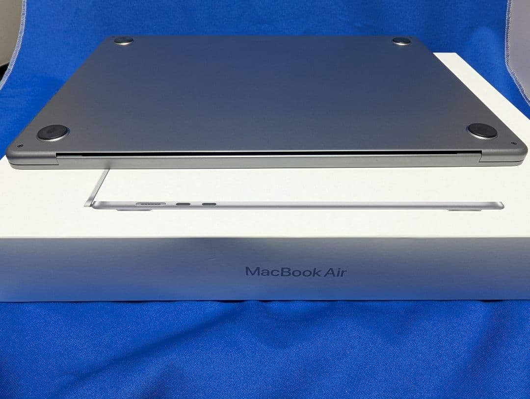 【状態良好】MacBook Air 15.3インチ（M2 ）付属品完備