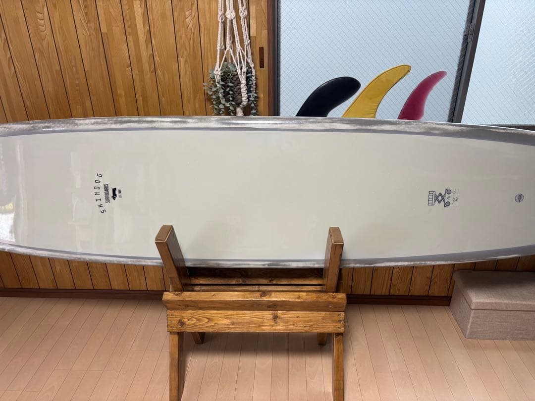 サンダーボルトスキンドック