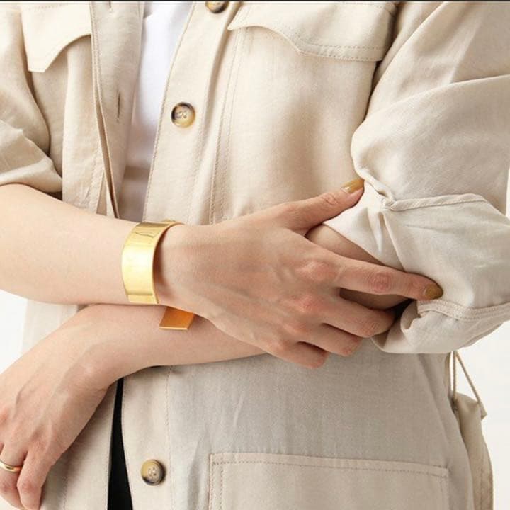 最終価格CELINE ThIn Cuff シン フラット ブレスレット