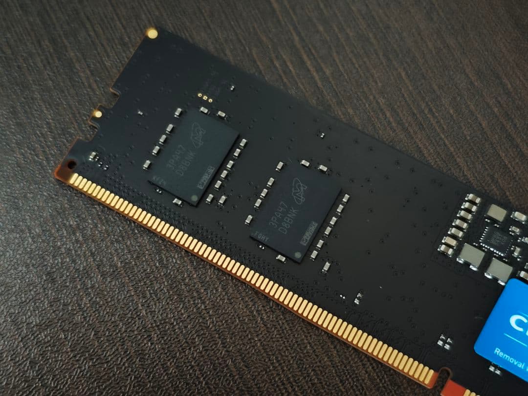 メモリー Crucial CT8G48C40U5 DDR5 PC5-38400 8GB