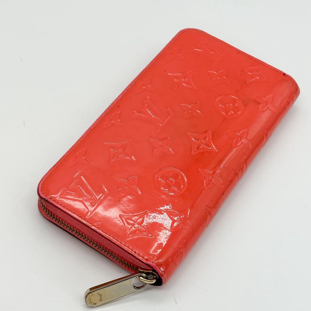 ルイヴィトン ジッピーウォレット ヴェルニ モノグラム　ラウンド 長財布