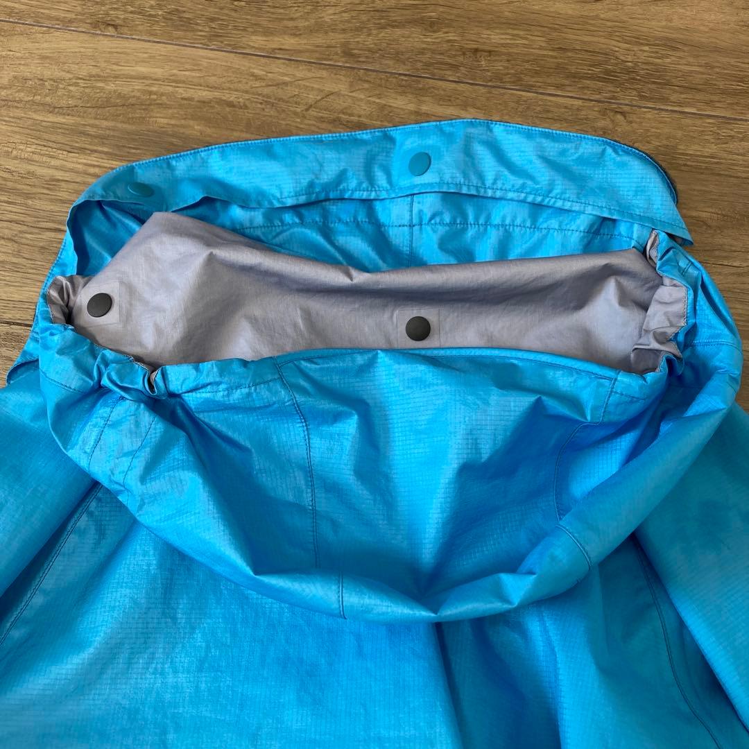 モンベルウィンドブレーカー M 収納ポーチ付き　ブルー ゴアテックス素材
