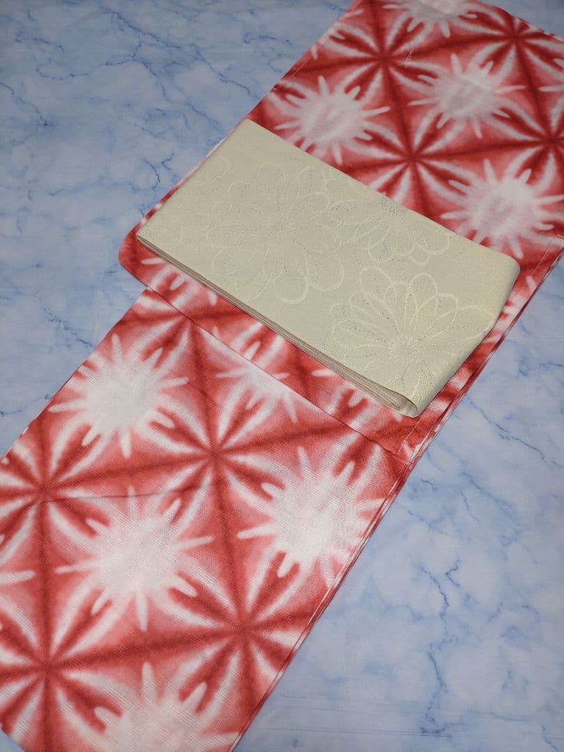 新品未使用　浴衣のみ　雪花風　麻の葉　レッド