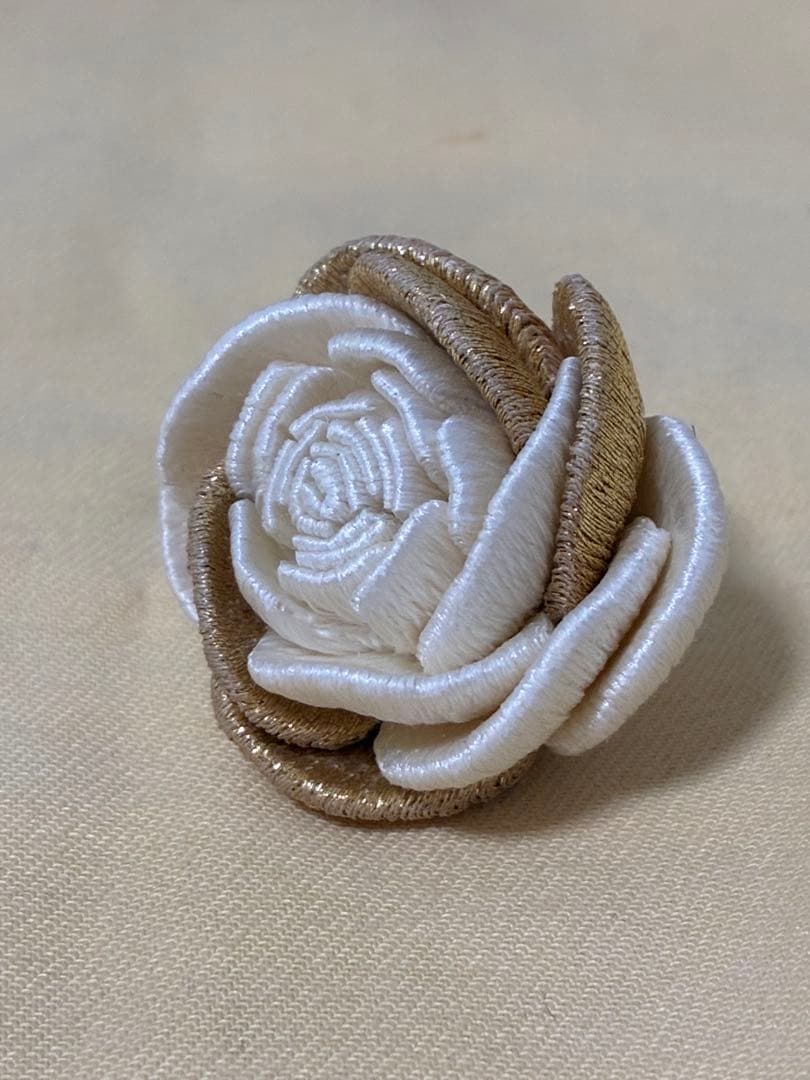 emi takazawa 横振り刺繍ピアス水金地火木土天冥海H.P.FRANCE