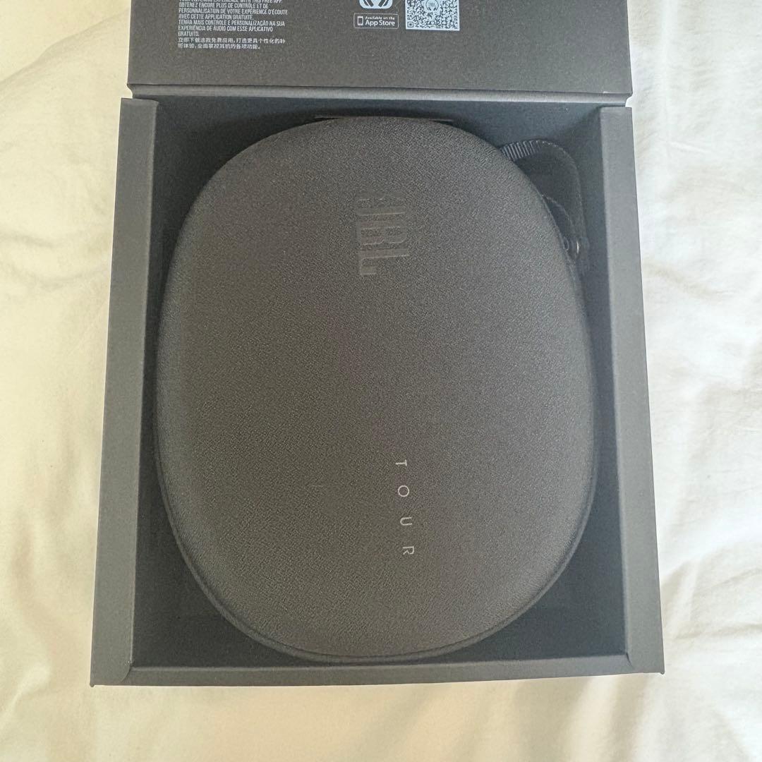 JBL TOUR ONE M2 ヘッドホン