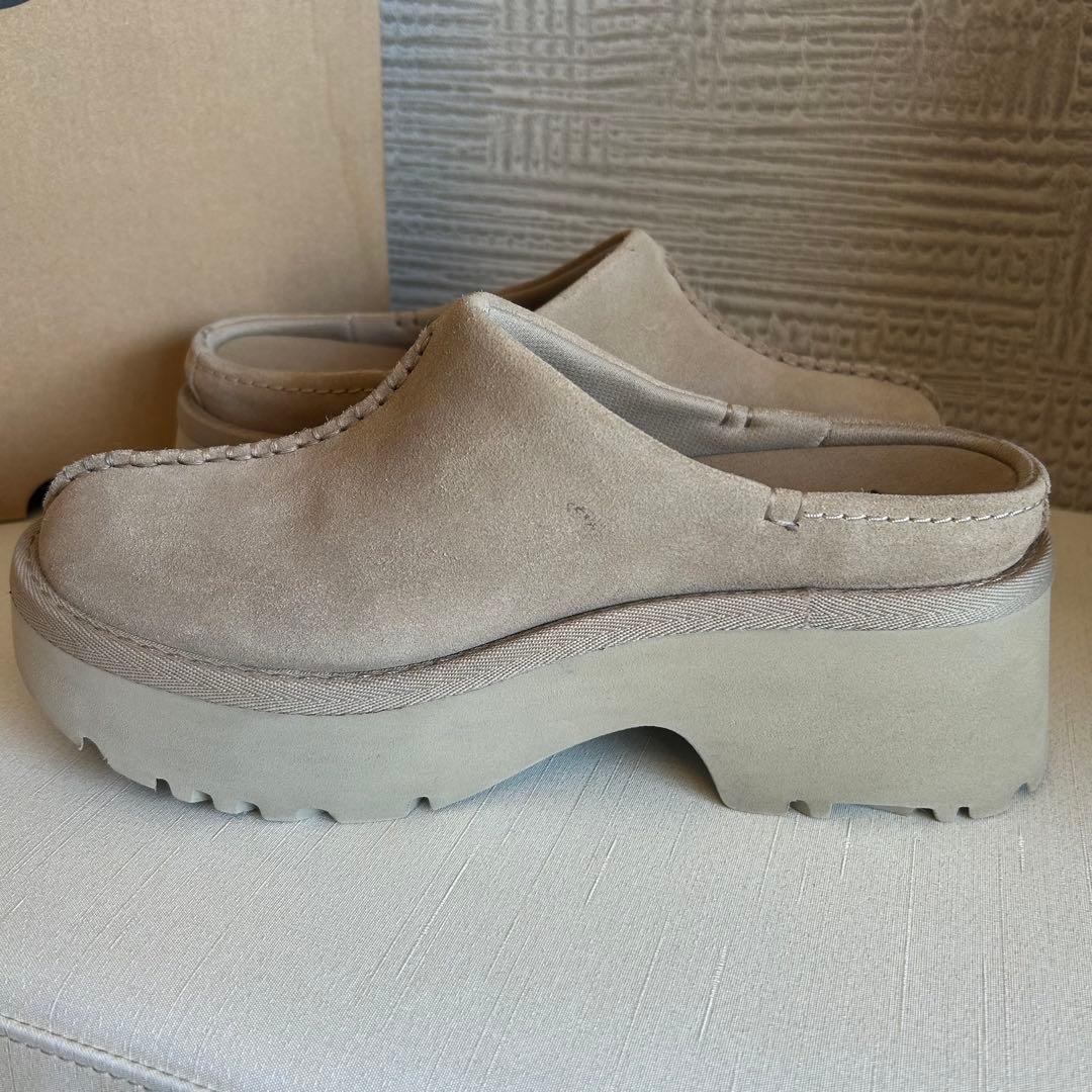 【美品】UGGアグ☆NEW HEIGHTS CLOG BEIGE 厚底 24cm