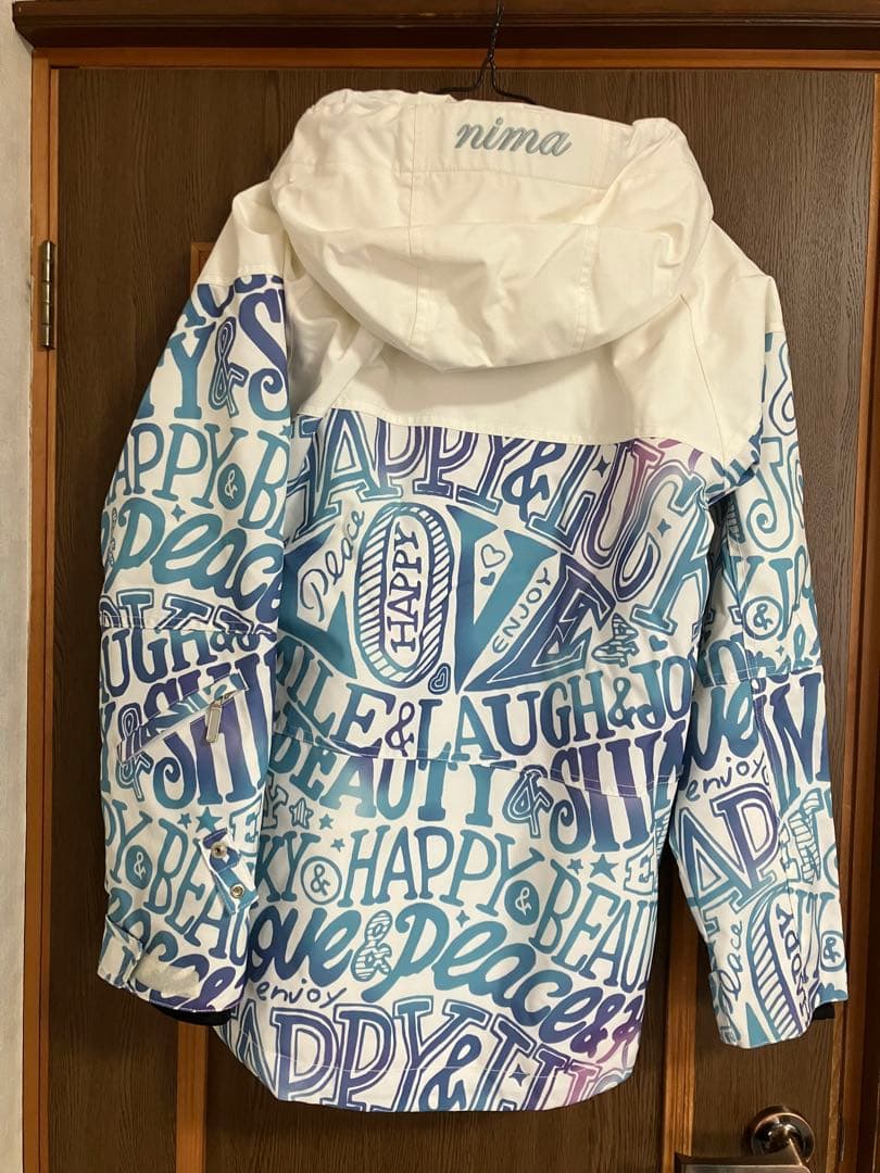 スノーボード・スキーウェア nima Mサイズ　ジャケットのみ　撥水加工済