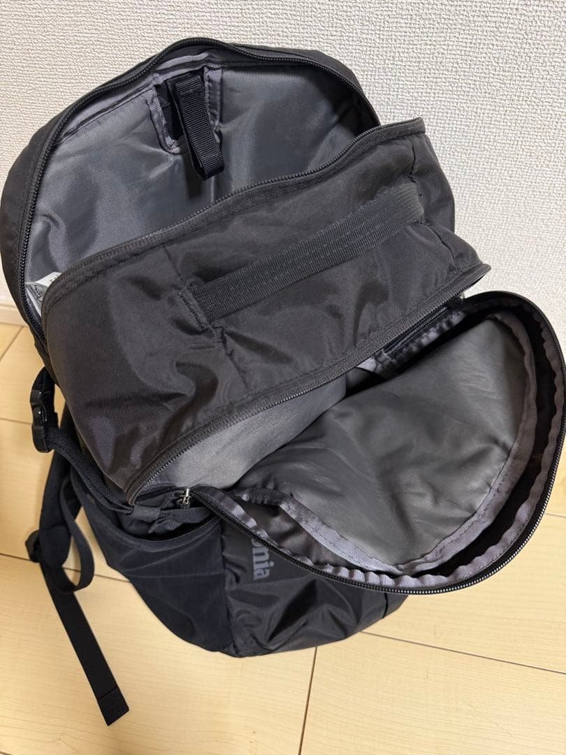 flowerパタゴニア レフュジオ・デイパック 26L