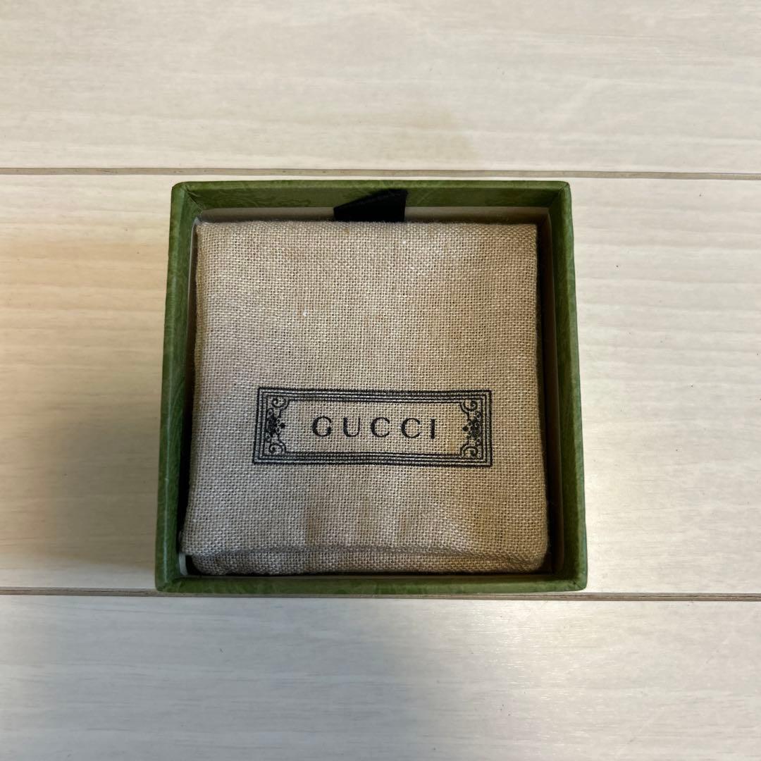 【新品無使用】GUCCIユニセックス　ピアス インターロッキングGピアス
