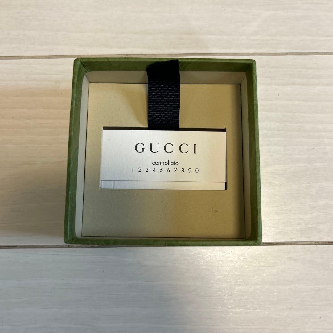 【新品無使用】GUCCIユニセックス　ピアス インターロッキングGピアス