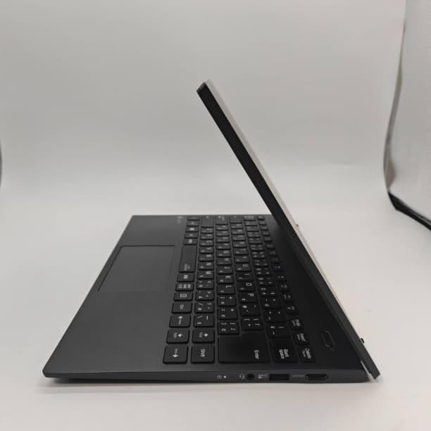 SSD1TB 第10世代 i7 超軽量 フルHD 美品★ 13 8GB オフィス