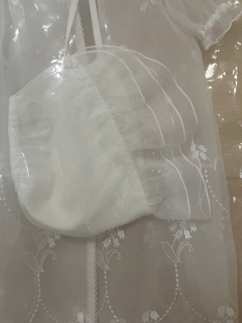 美品　familiar ベビードレス すずらん　ファミリア