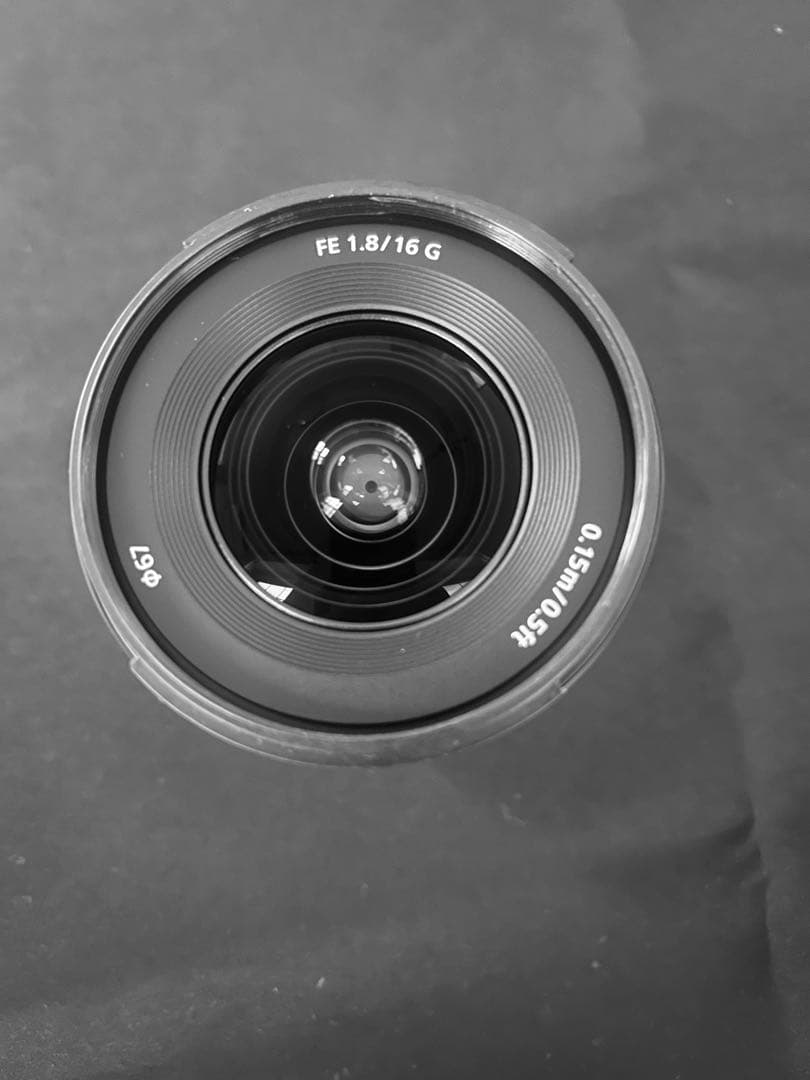 SONY FE 16mm F1.8 G レンズ 【3年保証ほぼ残り】