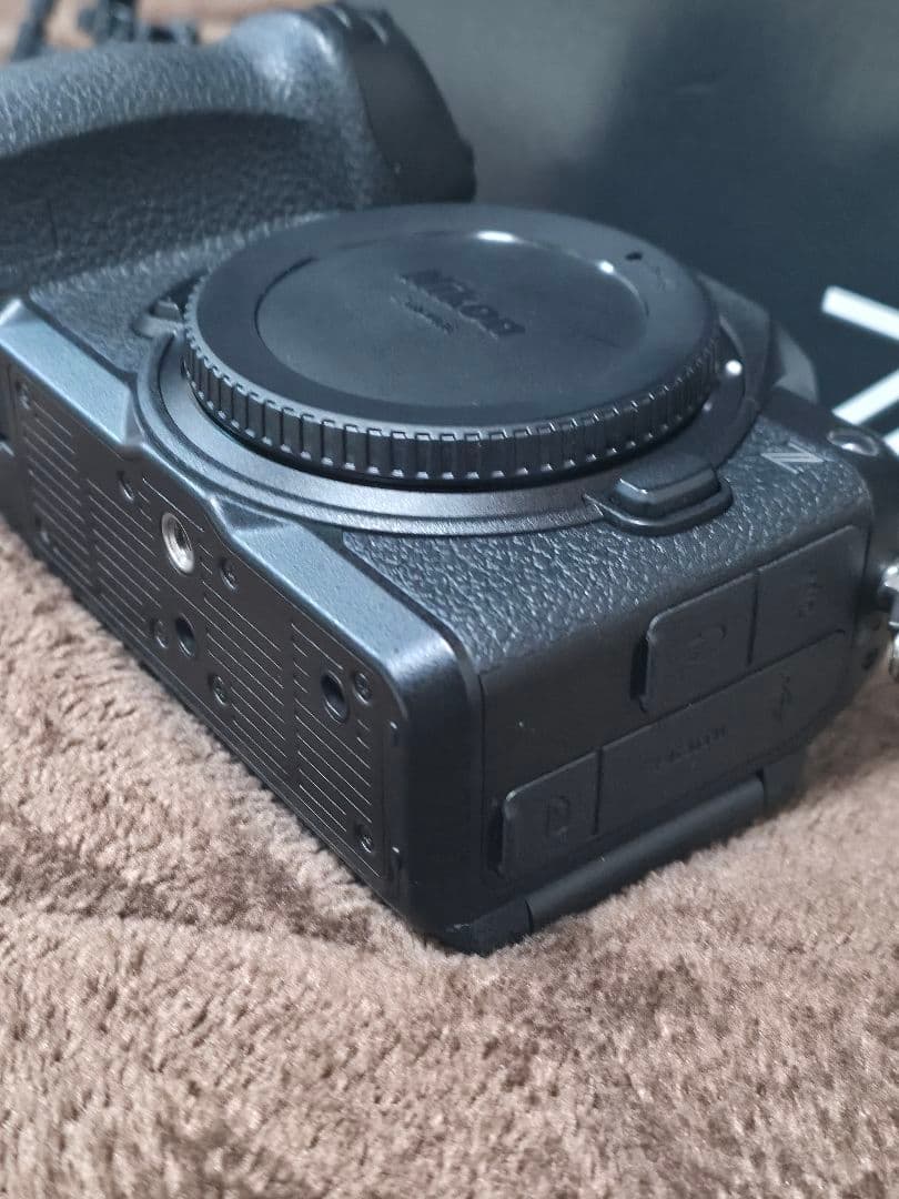 「ほぼ新品」Nikon Z6Ⅲ ボディ