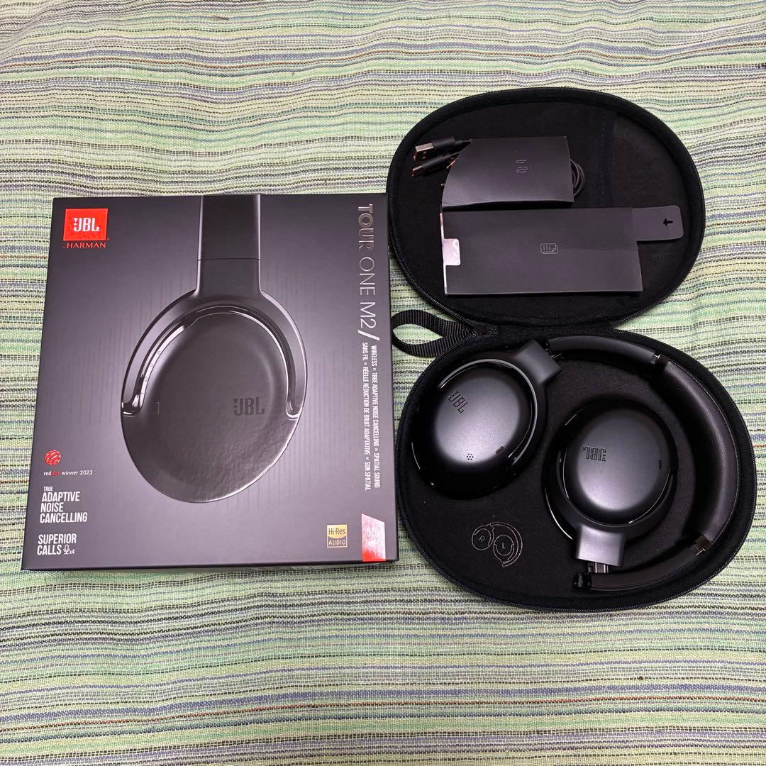 美品 JBL TOUR ONE M2 ワイヤレスヘッドホン