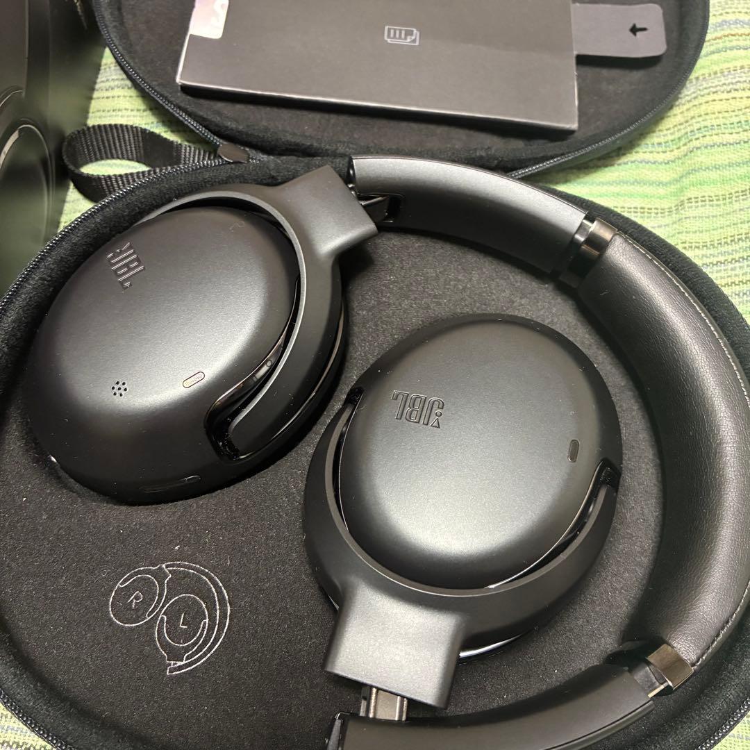 美品 JBL TOUR ONE M2 ワイヤレスヘッドホン