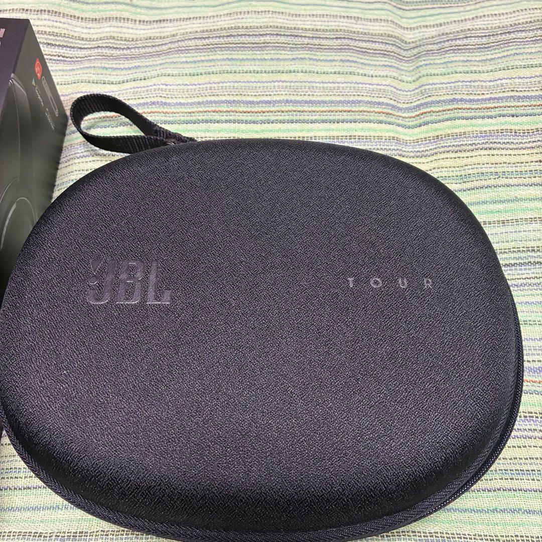 美品 JBL TOUR ONE M2 ワイヤレスヘッドホン