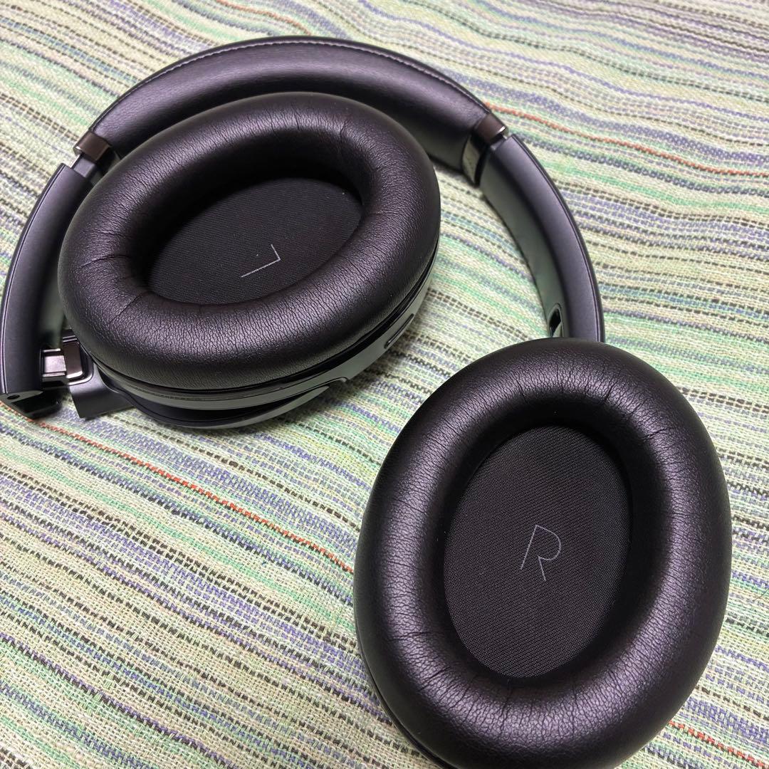 美品 JBL TOUR ONE M2 ワイヤレスヘッドホン
