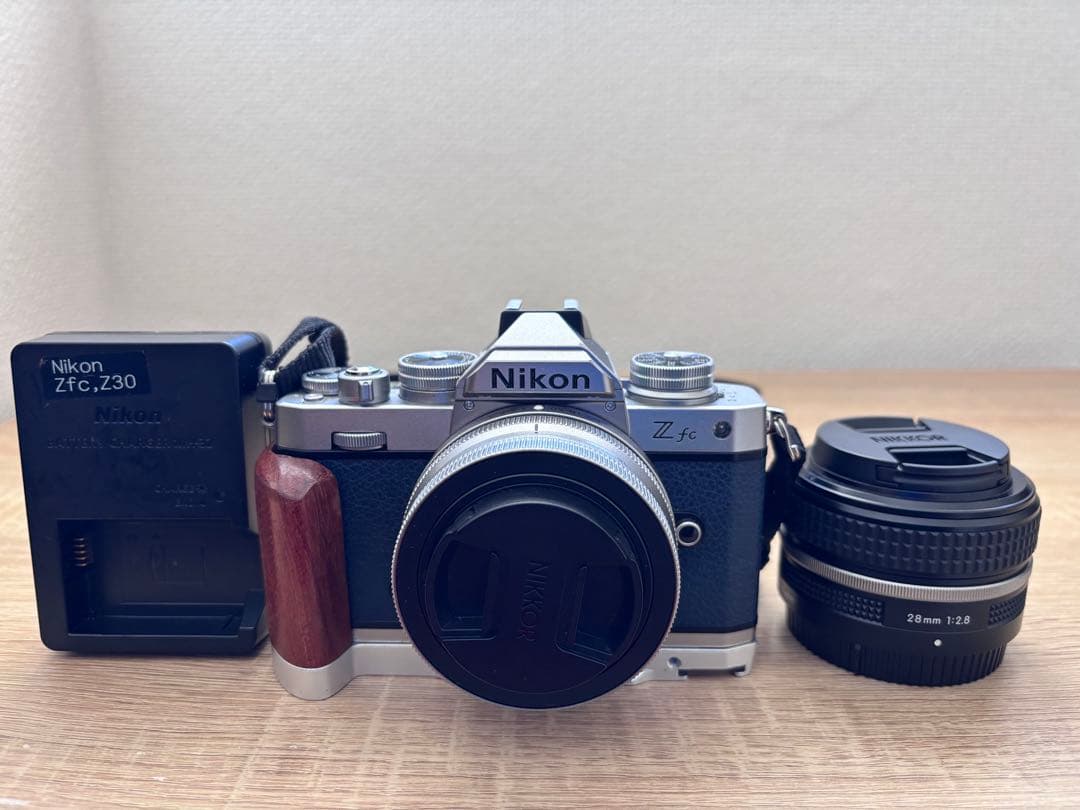 Nikon Z fc 二本レンズ 木製グリップ付き