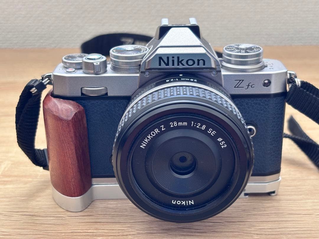 Nikon Z fc 二本レンズ 木製グリップ付き