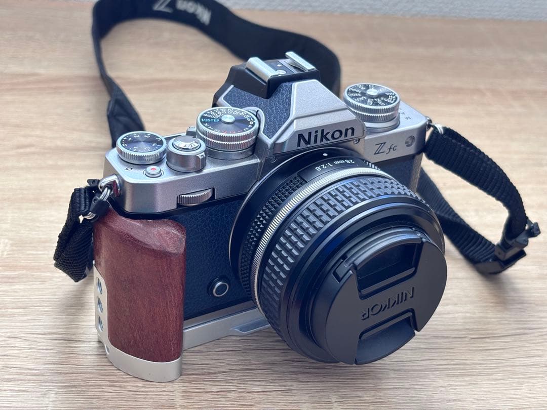 Nikon Z fc 二本レンズ 木製グリップ付き