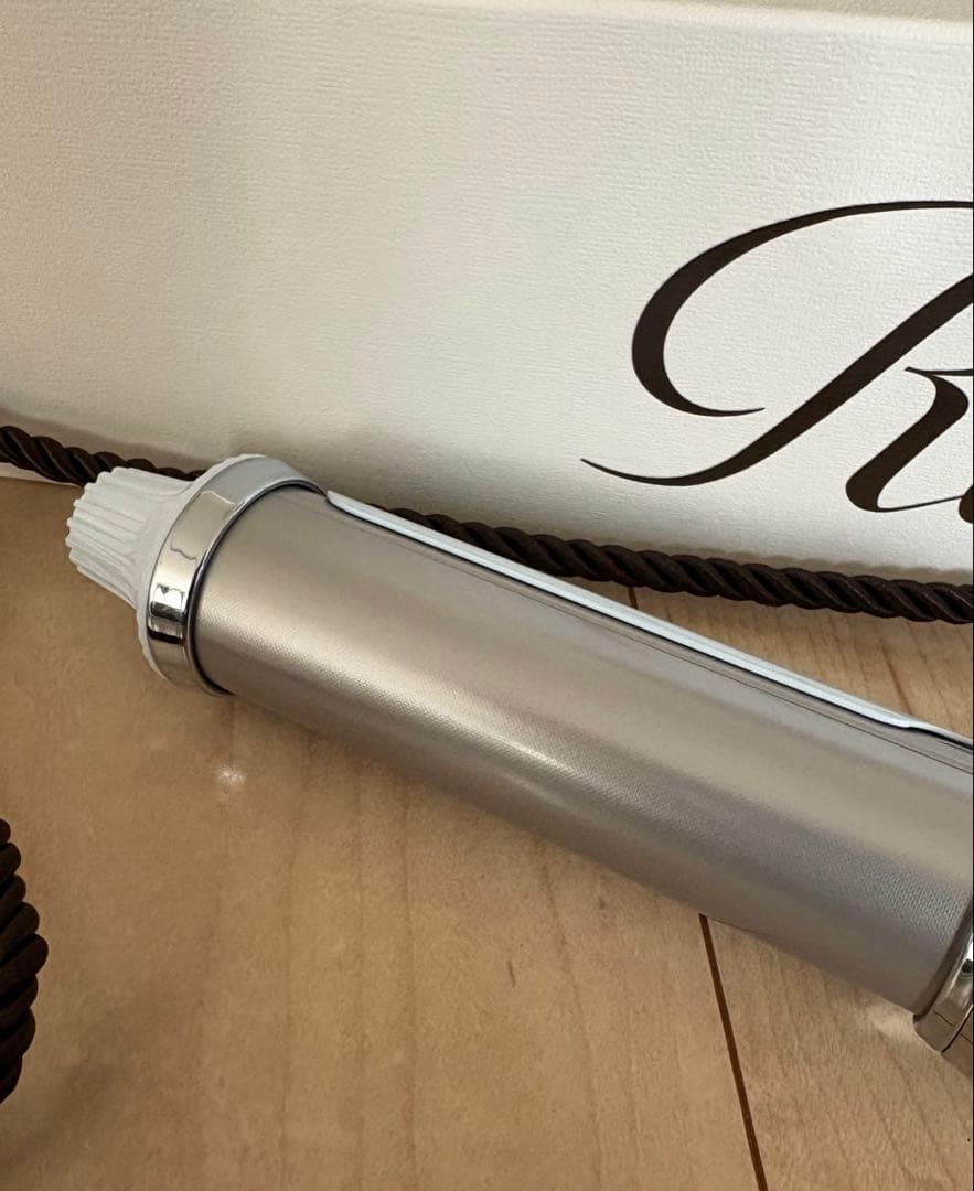 リニューアル品⭐︎ほぼ未使用リファ カールアイロンプロ 38 /ReFa