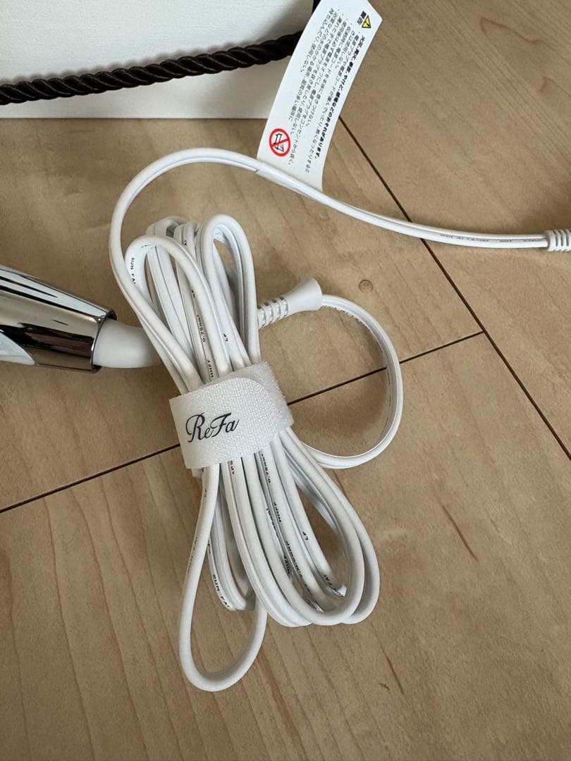 リニューアル品⭐︎ほぼ未使用リファ カールアイロンプロ 38 /ReFa