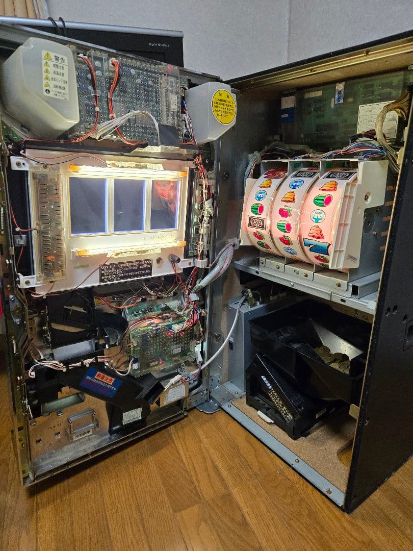 BEAST SLAP スロットマシン