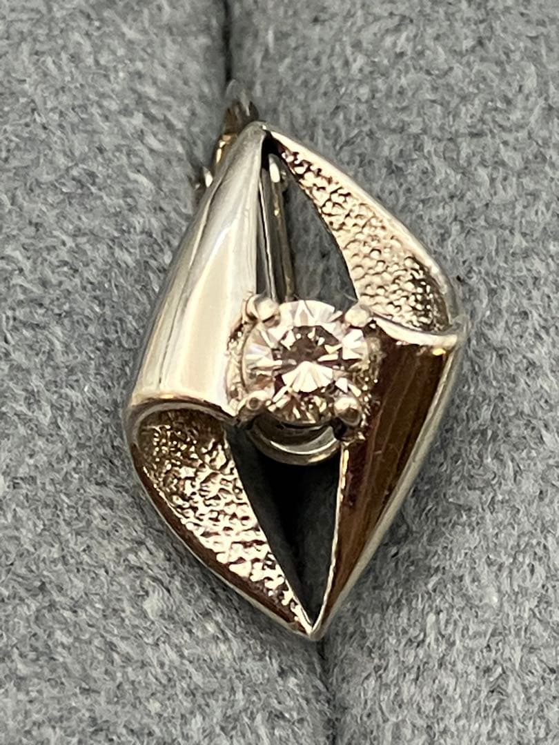 PT900 D0.20ピアス　プラチナ　ダイヤモンド　レディース